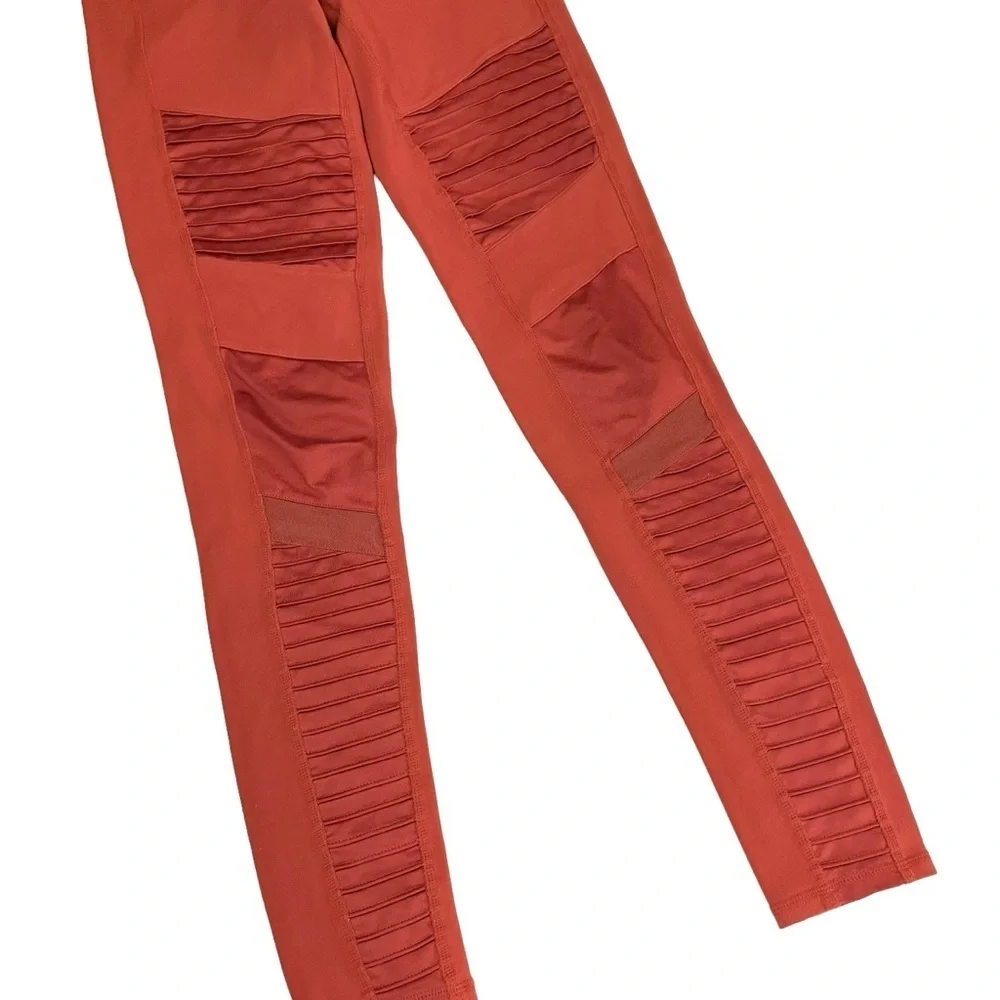 alo Yoga High-Rise Moto Legging Rust Burnt‎ Orange Small